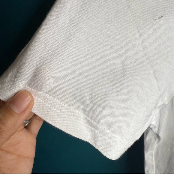 Jimmy Choo White Tee with Subtle Logo - Picture 4 of 11